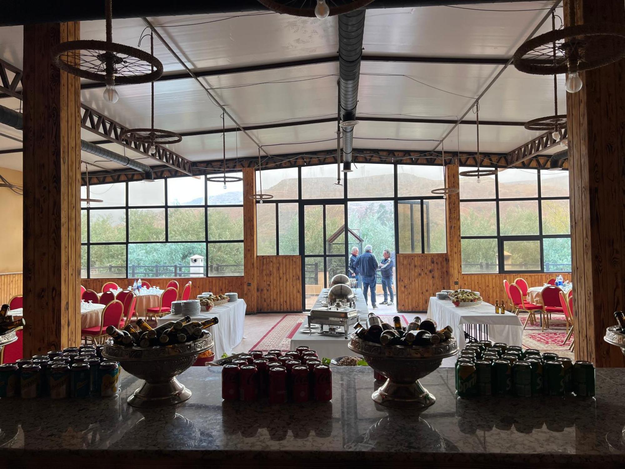 Hotel Le Coq Hardi Aït Ourir Esterno foto
